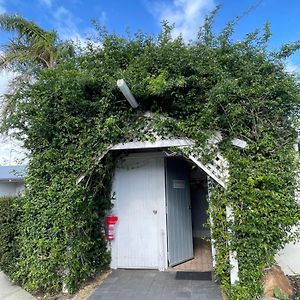 Busselton Jetty Chalets